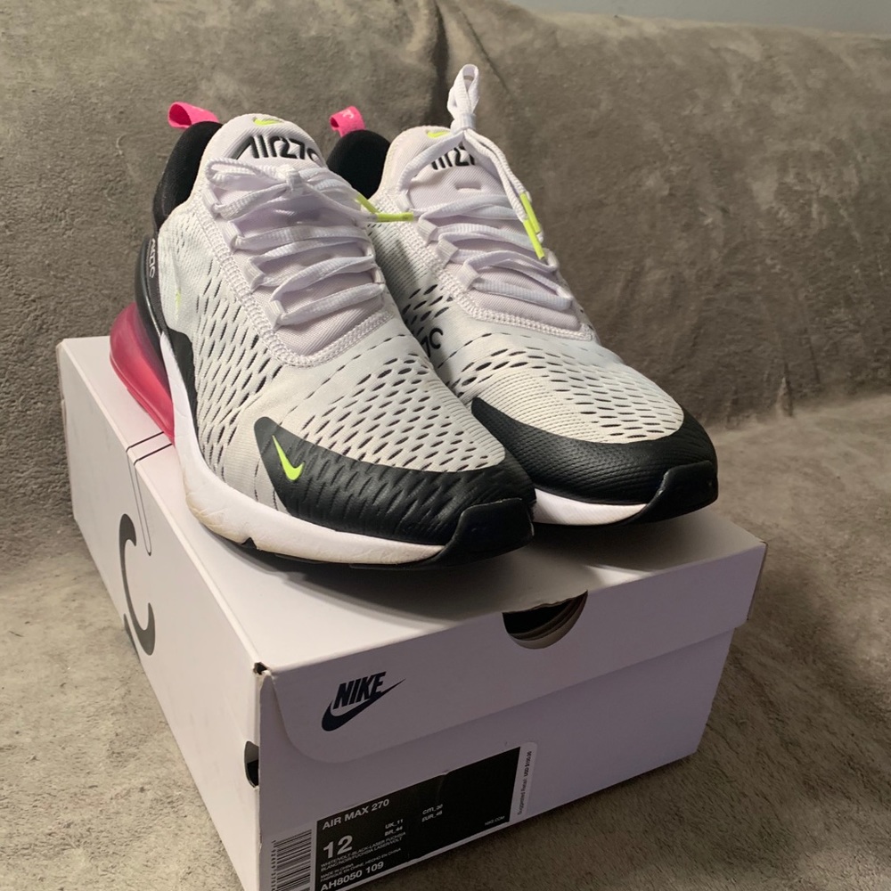 Nike Air Max 270